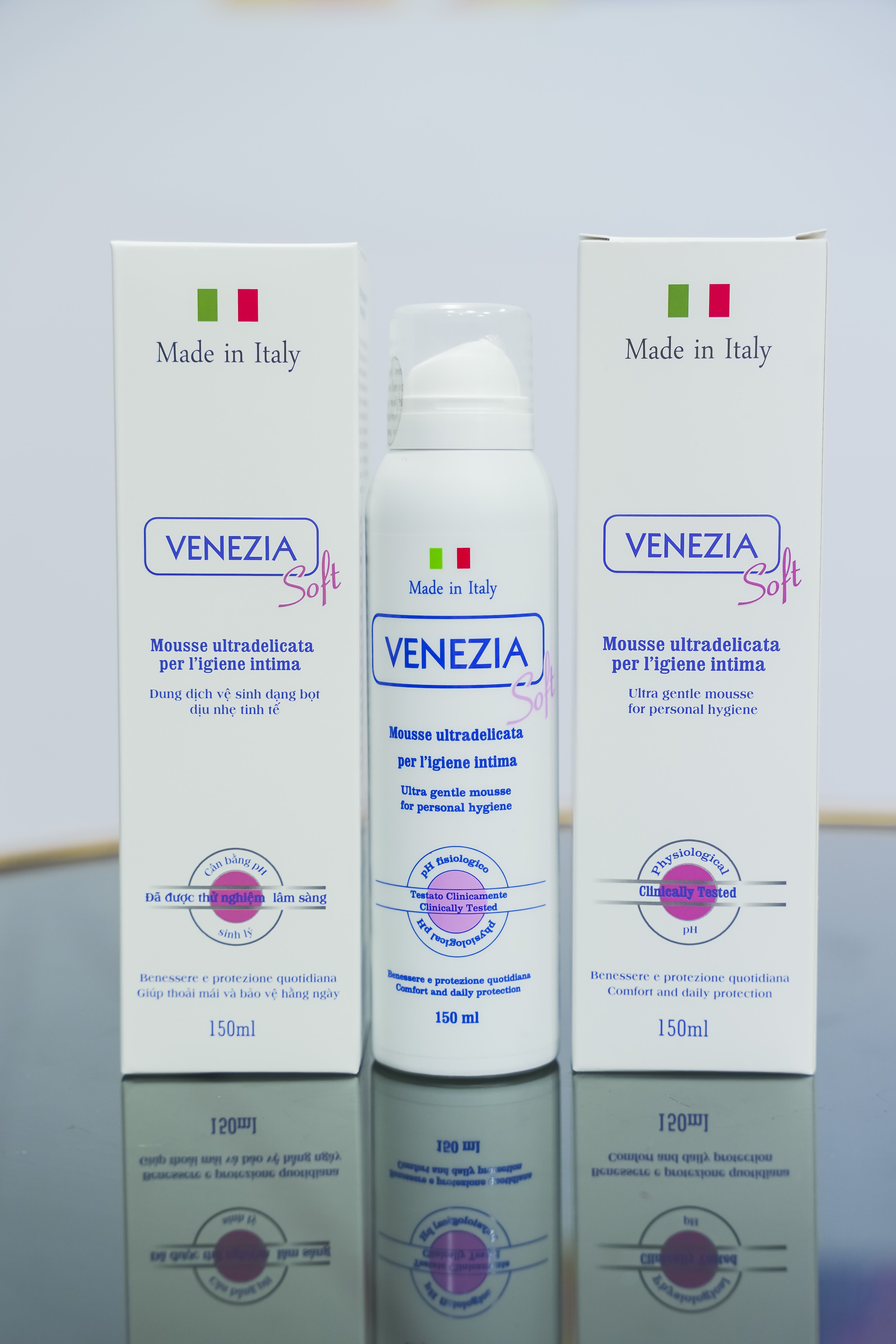 Dung dịch vệ sinh phụ nữ dạng bọt VENEZIA - Italy